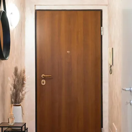 Piazza Vittorio Apartment *